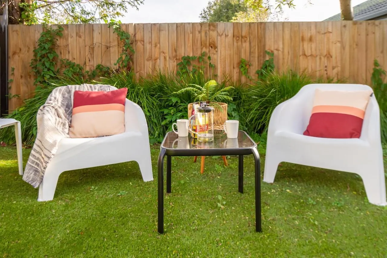 2 Bed Escape, Heart Of Riccarton W/Carpark Apartment Christchurch New Zealand