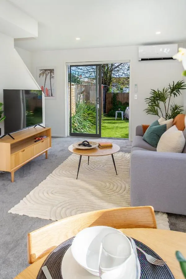 2 Bed Escape, Heart Of Riccarton W/Carpark Apartment Christchurch New Zealand